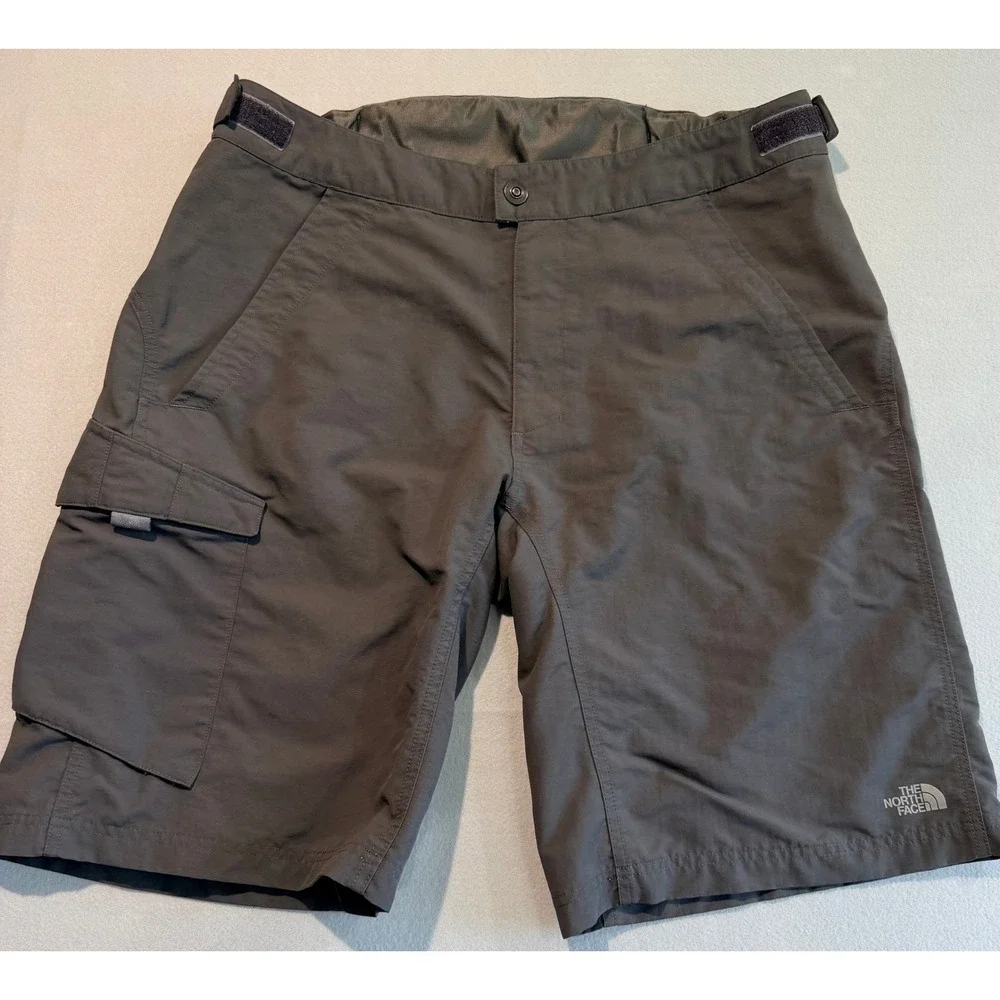 The North Face Mens‎ Gray Nylon Hiking Cargo Shorts Size XL Regular Outdoor